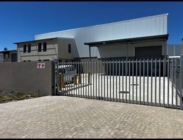 685M² WAREHOUSE TO LET IN AIRPORT INDUSTRIA